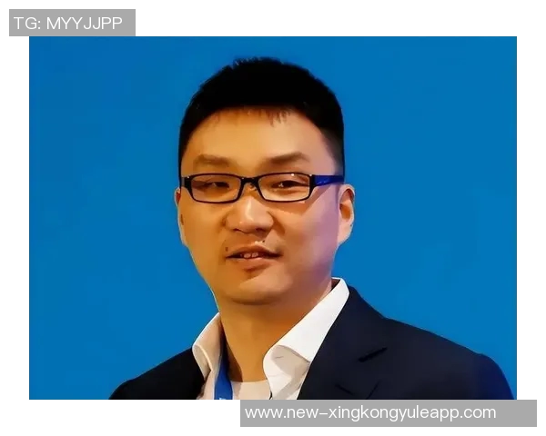 孔帕尼谈顶薪与训练态度的矛盾引发的思考与争议