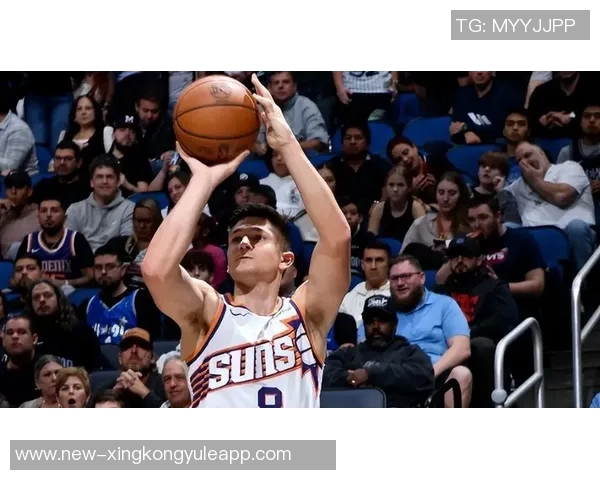 格雷森阿伦表现出色8投4中贡献11分3篮板2助攻助力球队胜利