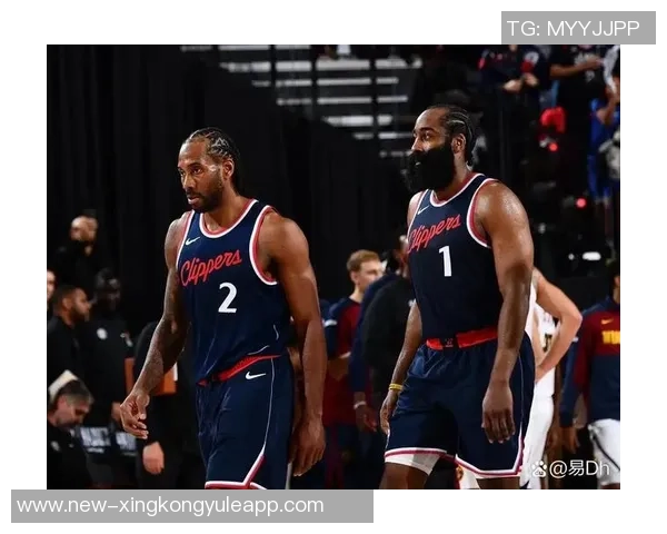 阿德尔曼称雷霆在西部领跑湖人火箭马刺紧随其后争夺季后赛席位