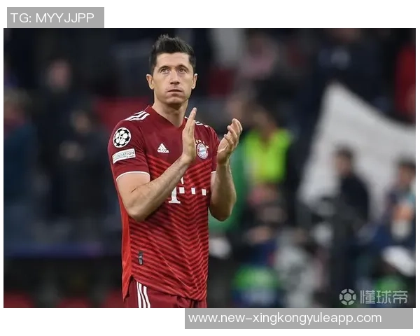 莱万恢复训练状态费兰积极合练克里斯滕森缺席今日训练情况分析