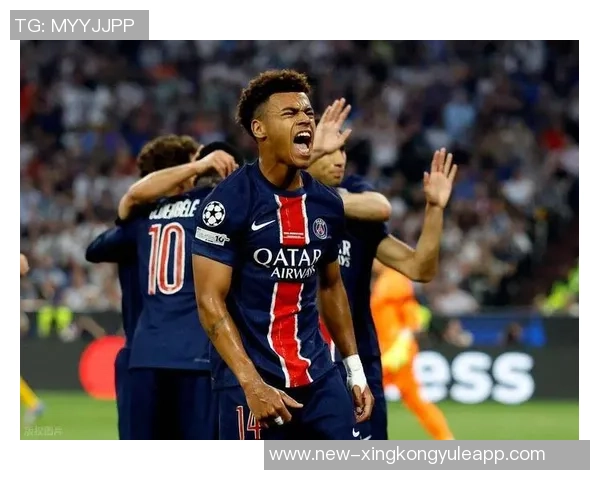 杜埃荣获2025年欧洲金童奖巴黎官方社媒发布祝贺海报